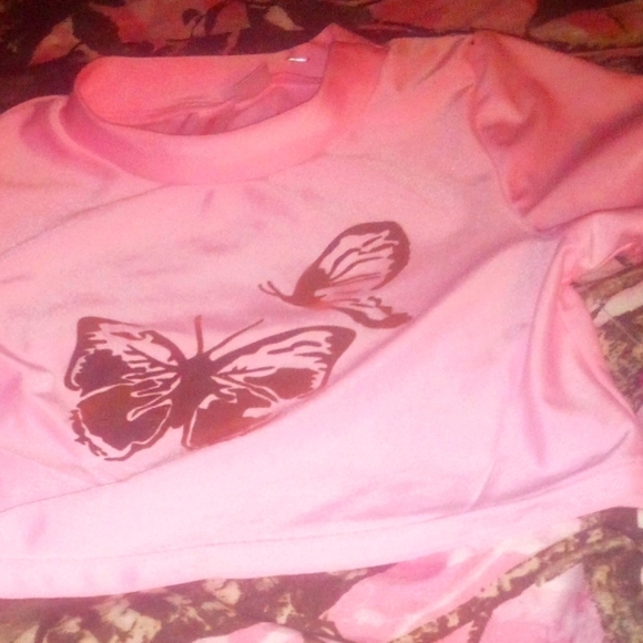 Little girl clothes - Picture 1 of 3